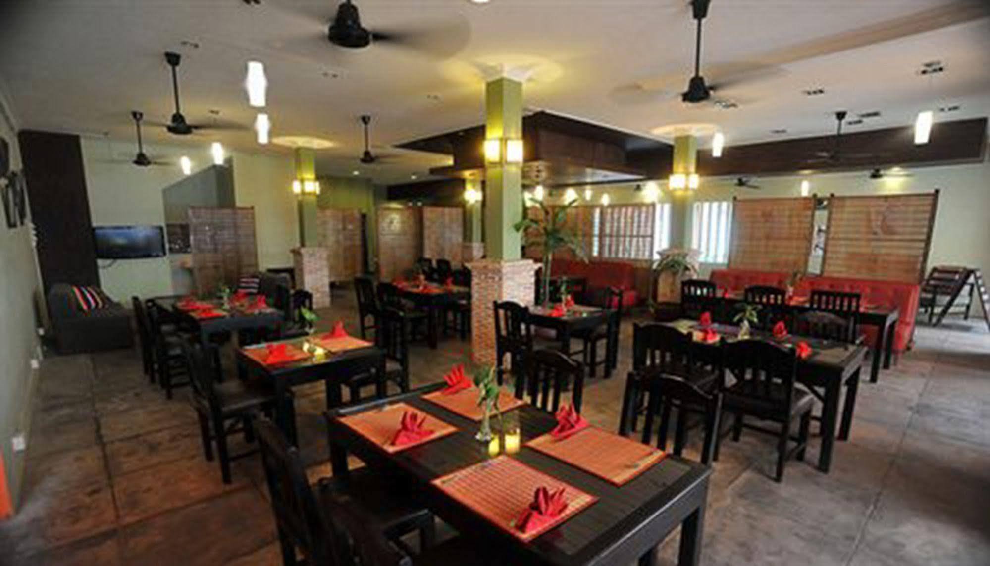 Viva Hotel Siem Reap Esterno foto